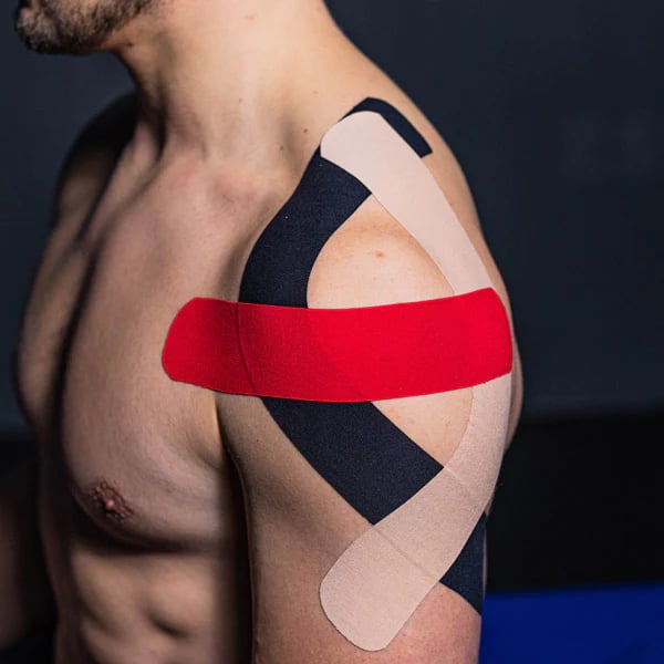 Feel_Kinesiotape_Performancetape_Action2_600x600_ba680bd7-a2a6-44cf-912e-2472513e2063_2000x.jpg